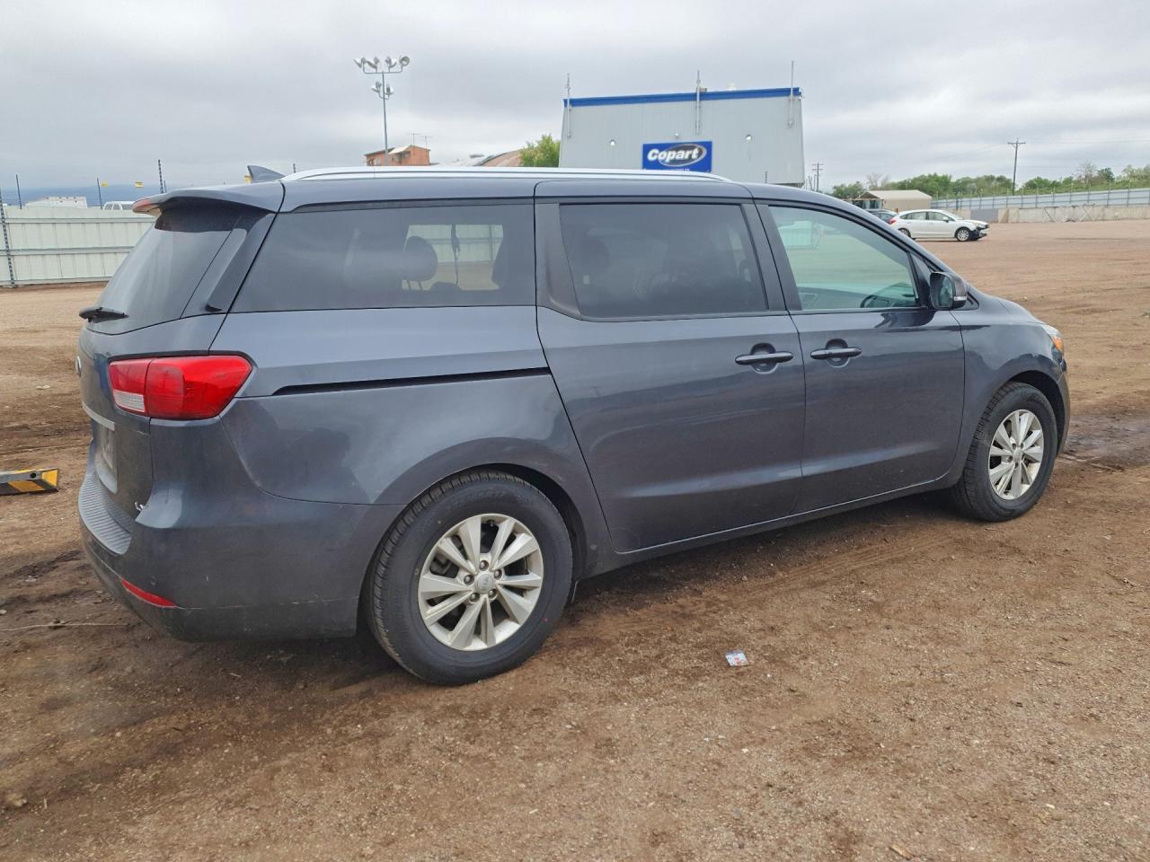 2017 Kia Sedona Lx - Фото 3