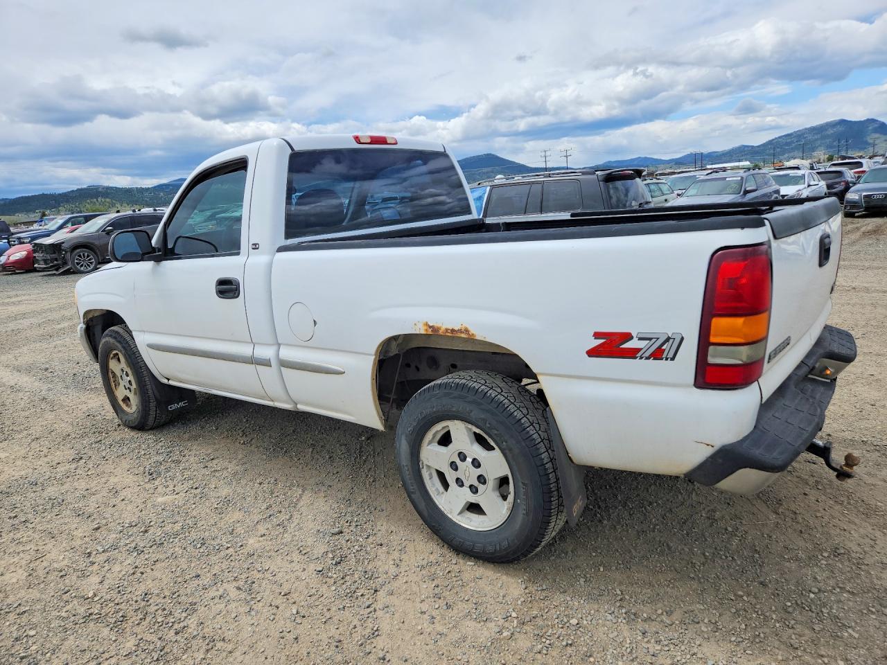 2000 GMC New Sierra K1500 - Фото 2