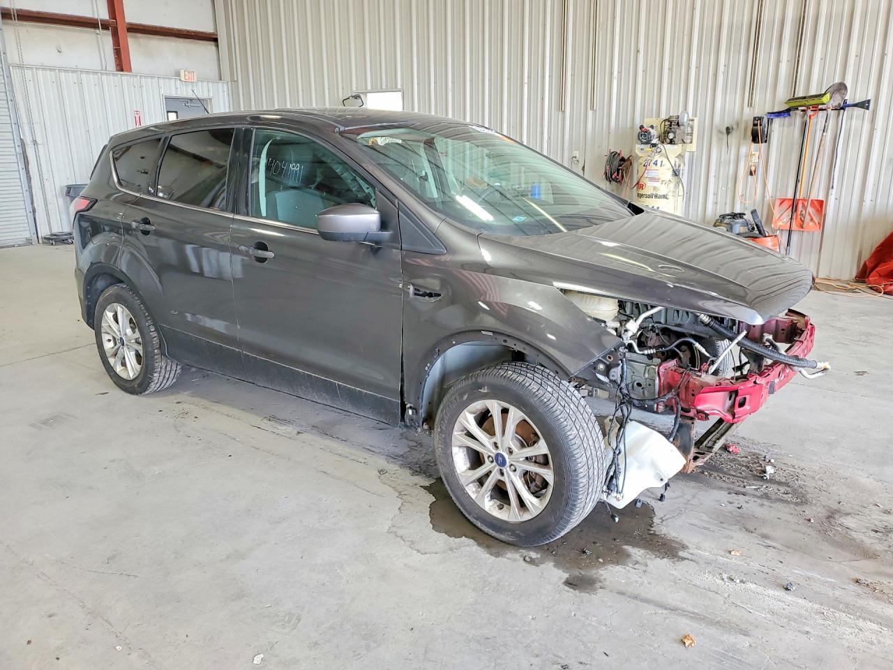 2017 Ford Escape Se - Фото 4