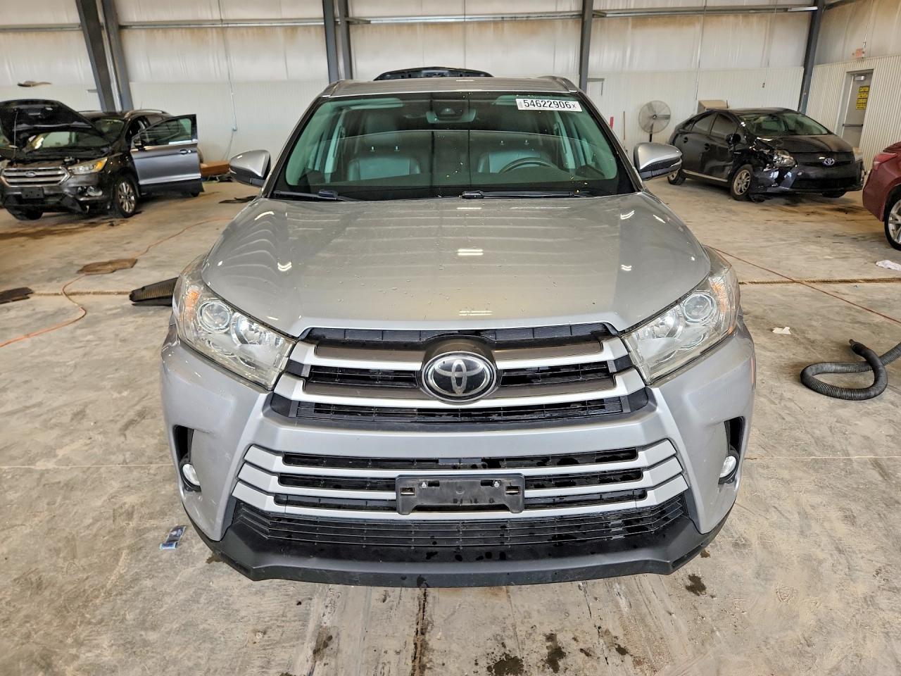 2017 Toyota Highlander Xle - Фото 5