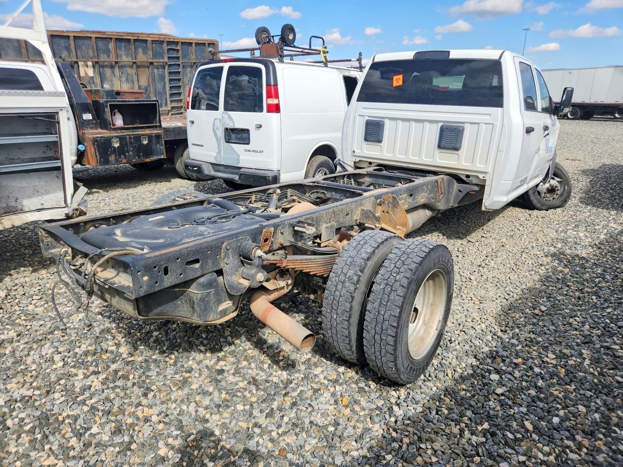 2022 Ram 5500 - Фото 3