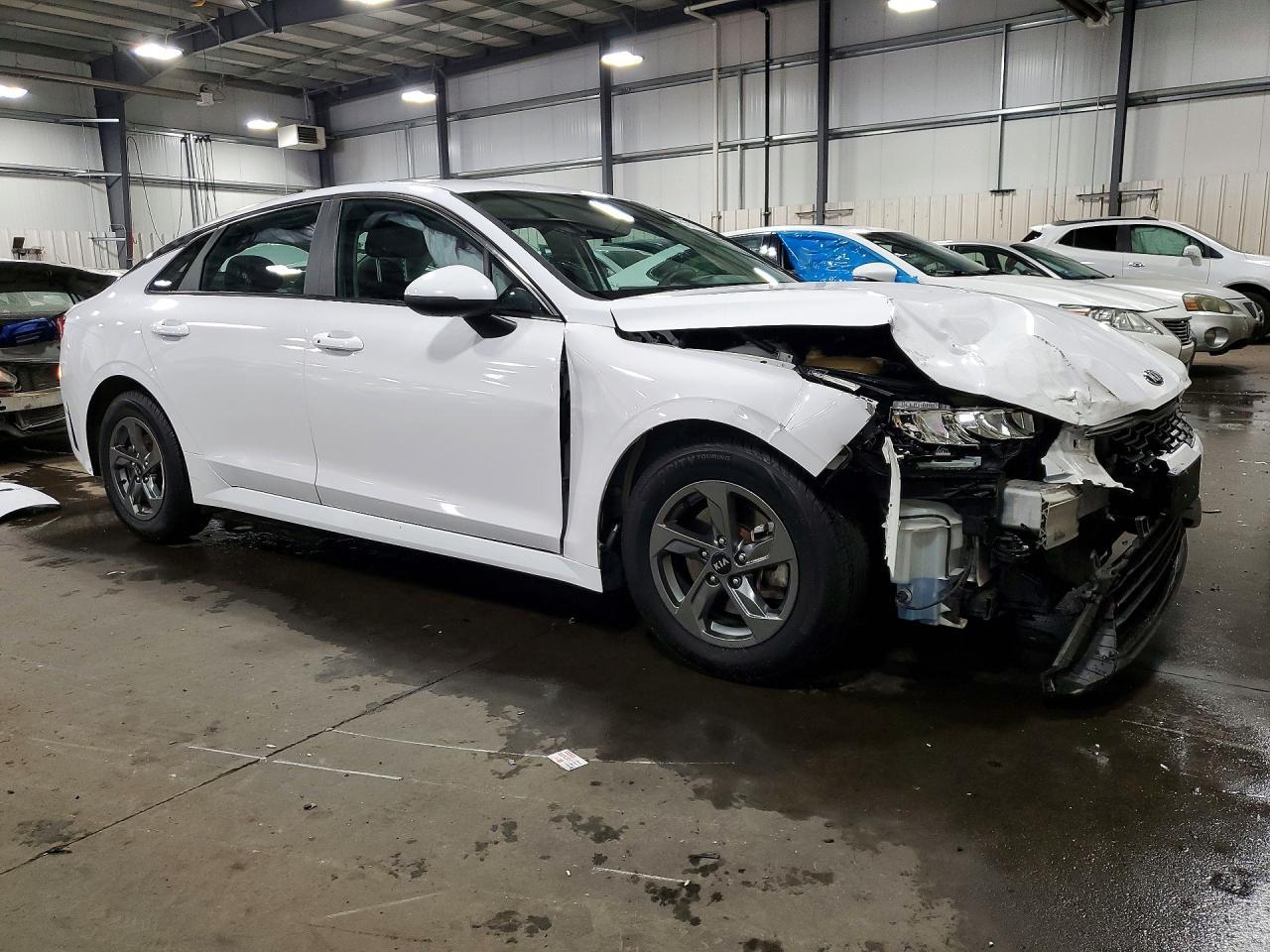 2021 Kia K5 Lxs - Image 4