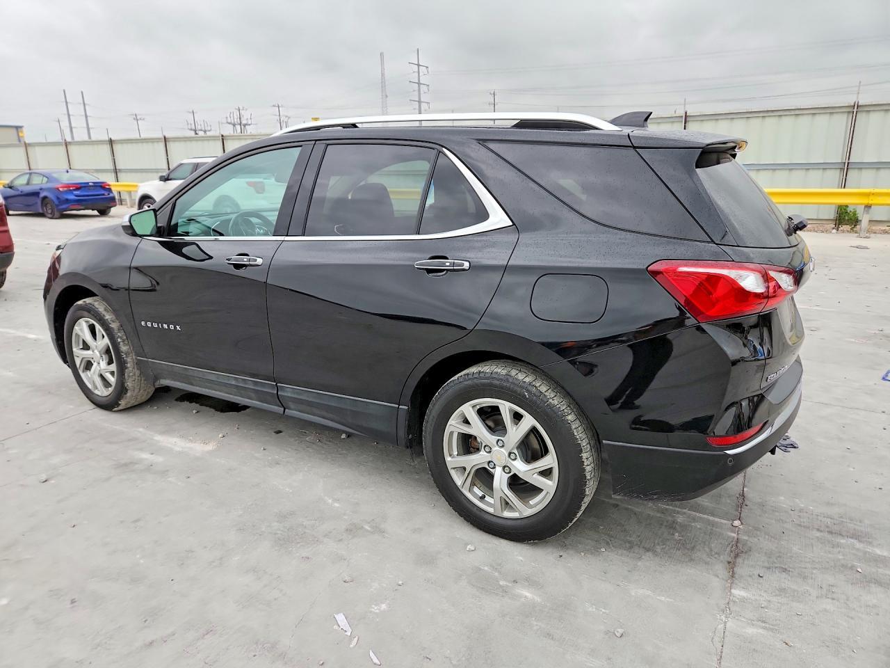 2019 Chevrolet Equinox - Image 2