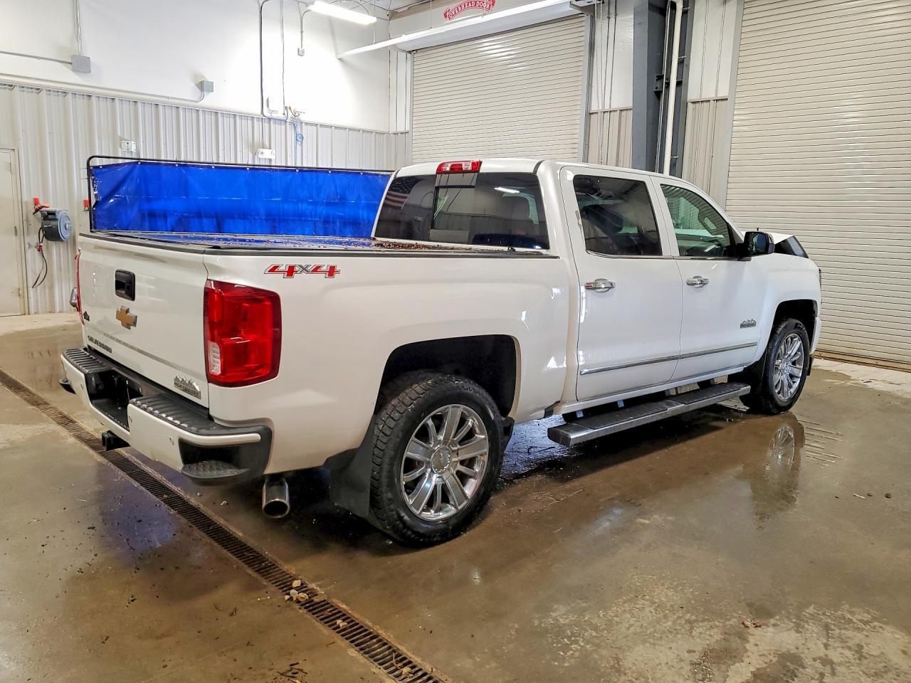 2017 Chevrolet Silverado K1500 High Country - Фото 3
