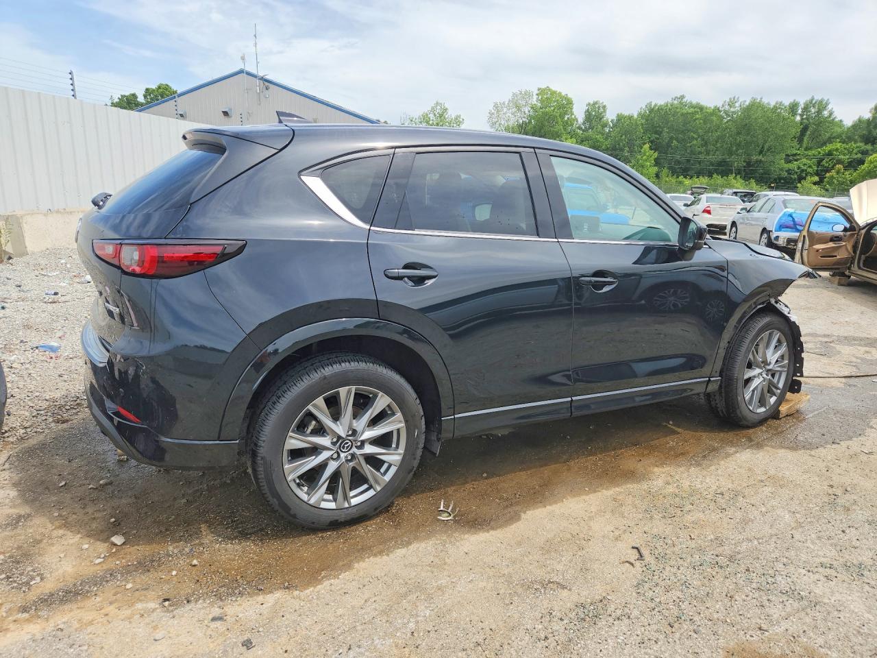 2025 Mazda Cx-5 Premium Plus - Image 3