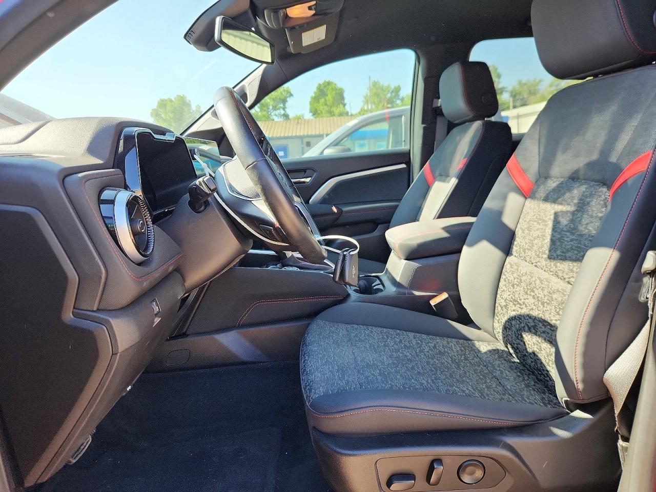 2024 Chevrolet Colorado Z71 - Фото 7