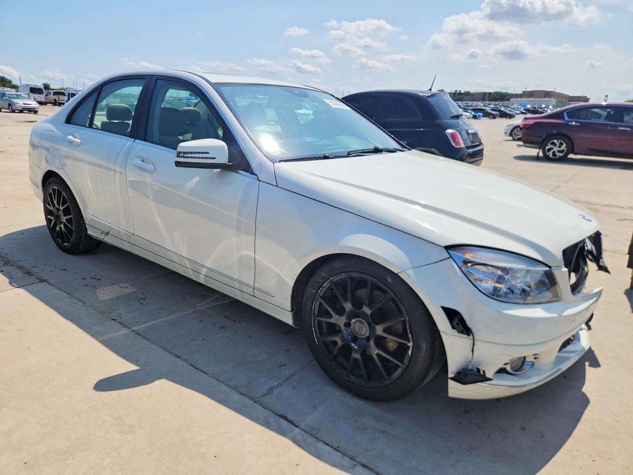 2010 Mercedes-Benz C 300 4Matic - Image 4