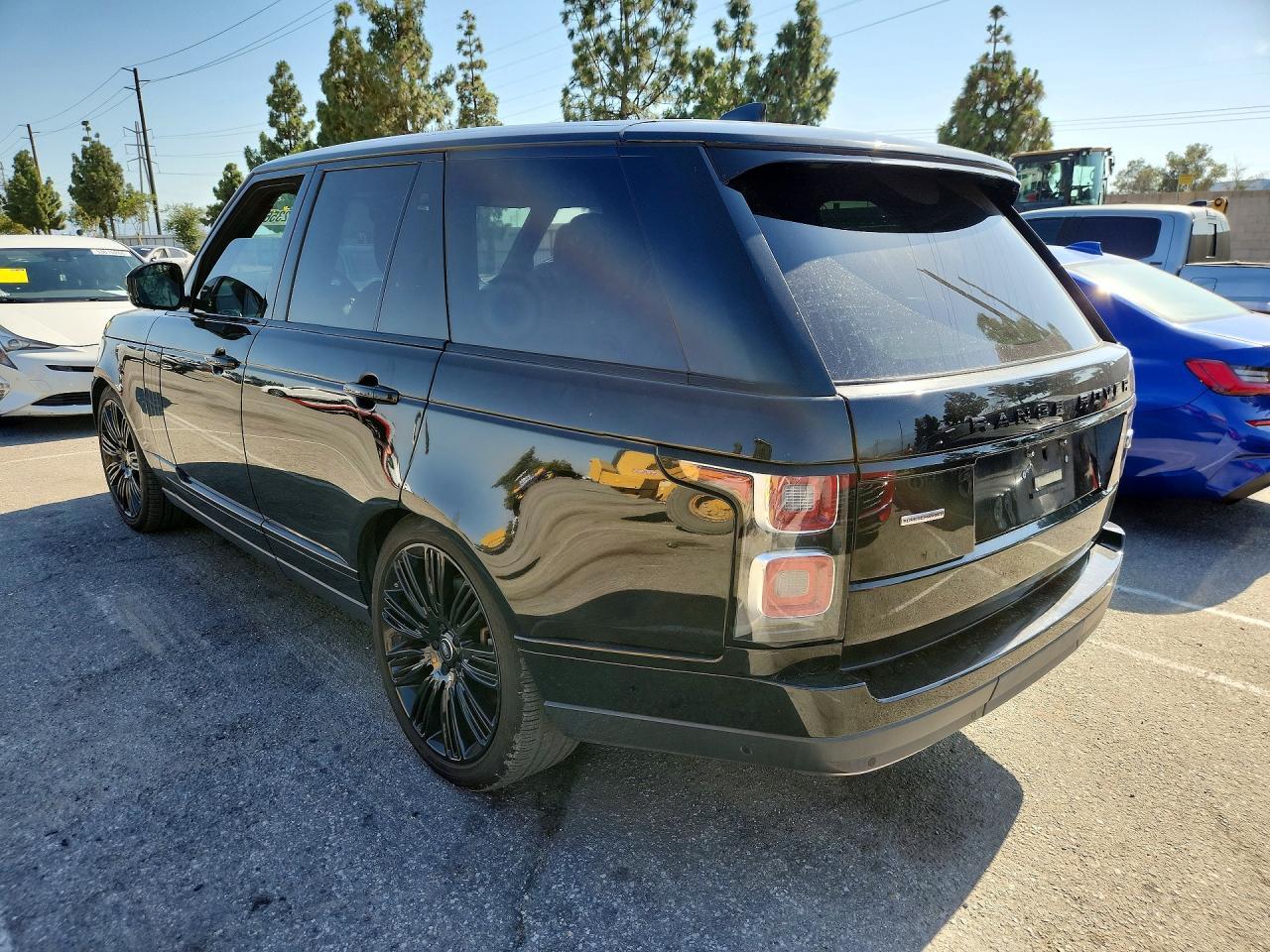 2019 Land Rover Range Rover Supercharged - Фото 2