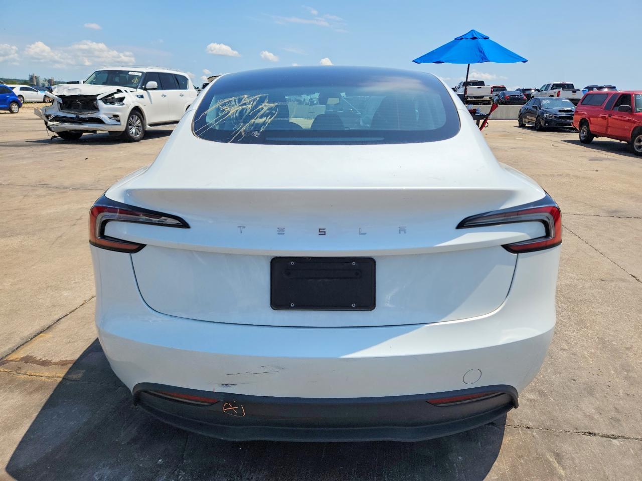 2025 Tesla Model 3 - Image 6