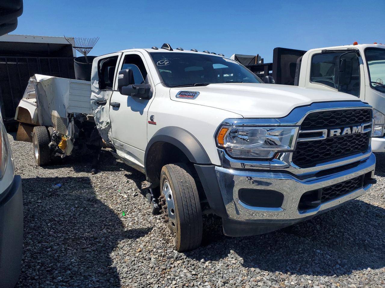 2024 Ram 5500 - Фото 4