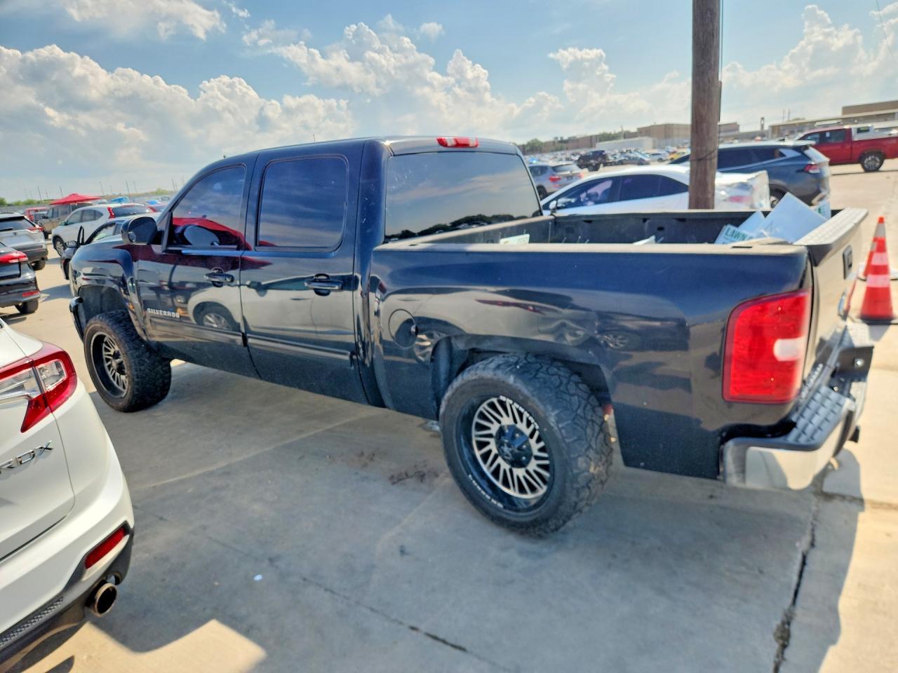 2010 Chevrolet Silverado K1500 Lt - Фото 2