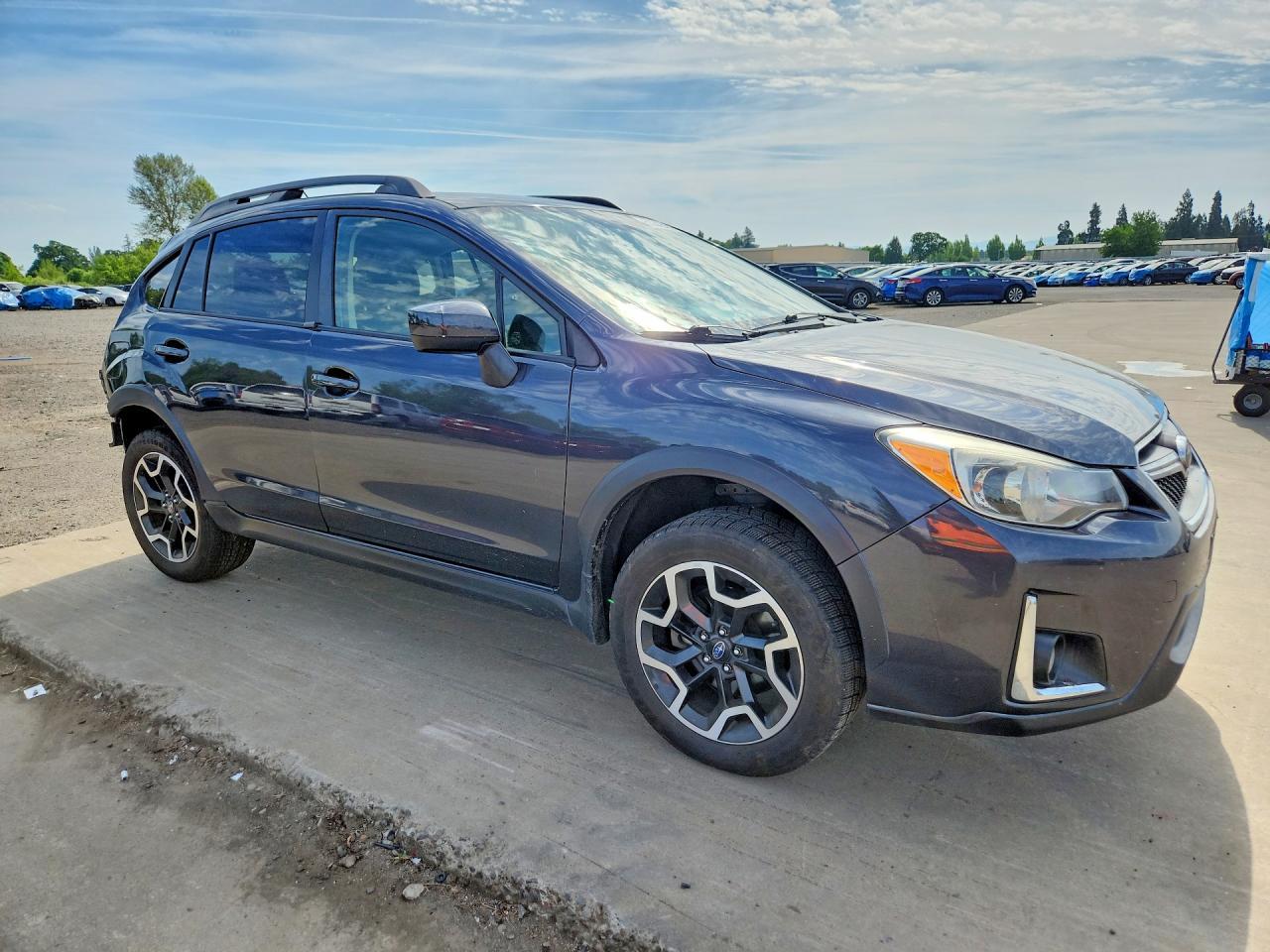 2017 Subaru Crosstrek Premium - Image 4