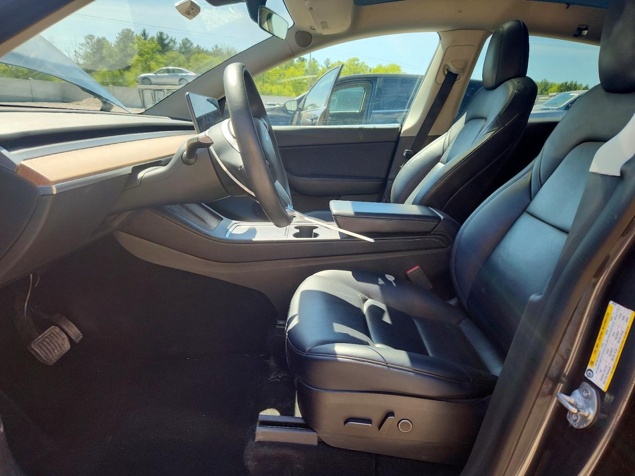 2022 Tesla Model Y - Image 7