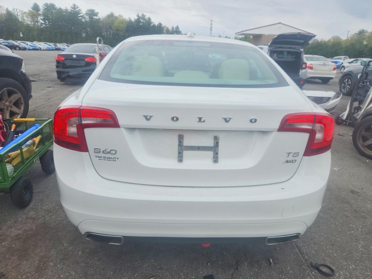 2015 Volvo S60 Premier - Фото 6