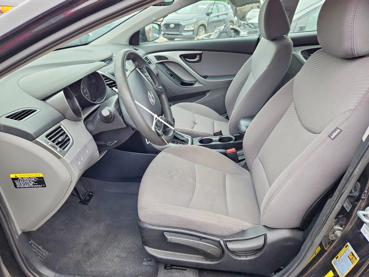 2015 Hyundai Elantra Se - Фото 7