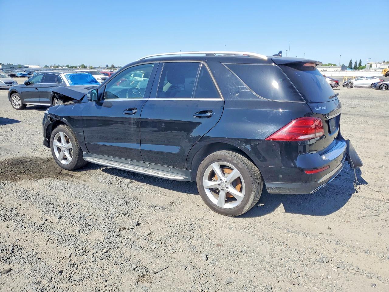 2019 Mercedes-Benz Gle 400 4Matic - Image 2