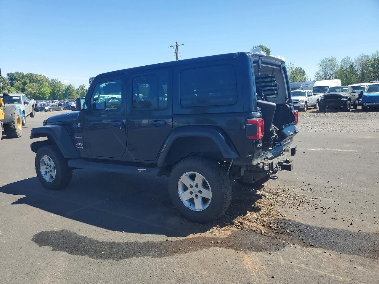 2021 Jeep Wrangler Unlimited Sahara - Фото 2