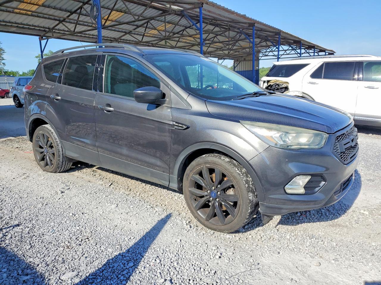 2017 Ford Escape Se - Фото 4