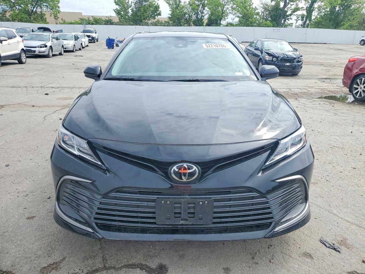 2023 Toyota Camry Le - Image 5