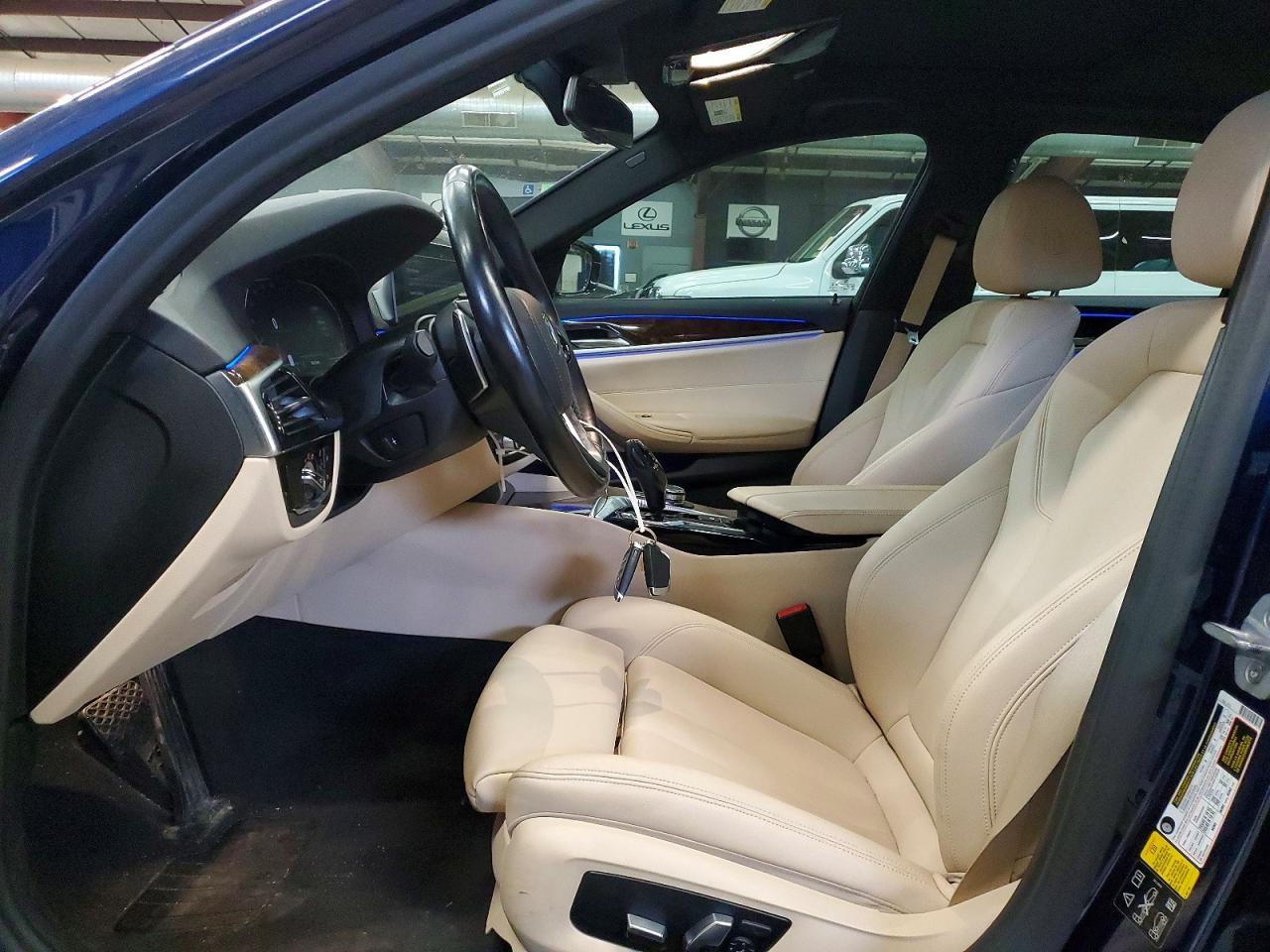 2020 BMW 530 Xi - Фото 7