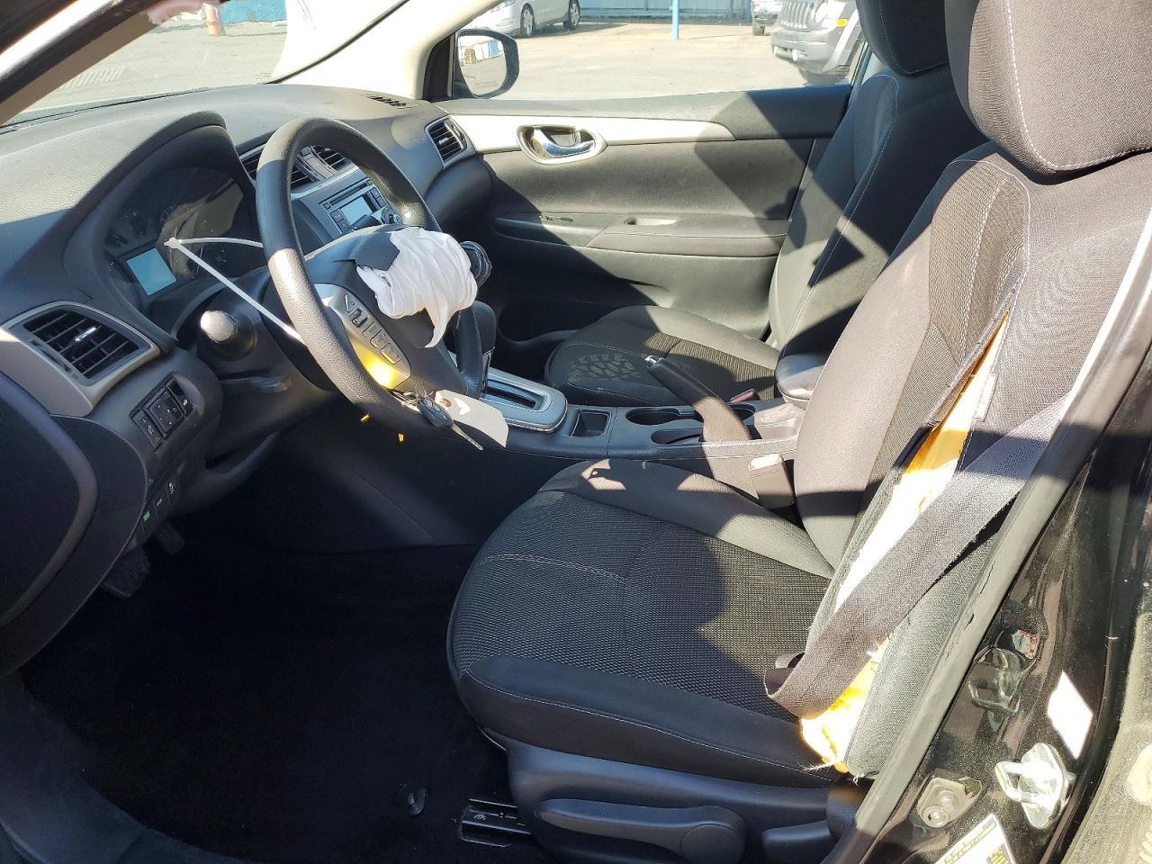 2015 Nissan Sentra S - Image 7