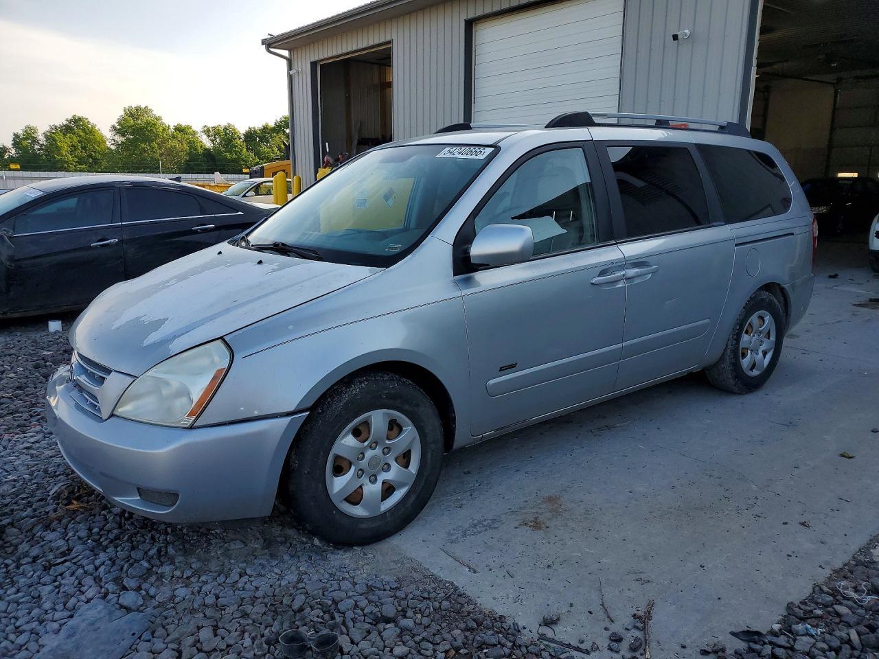 2006 Kia Sedona Lx