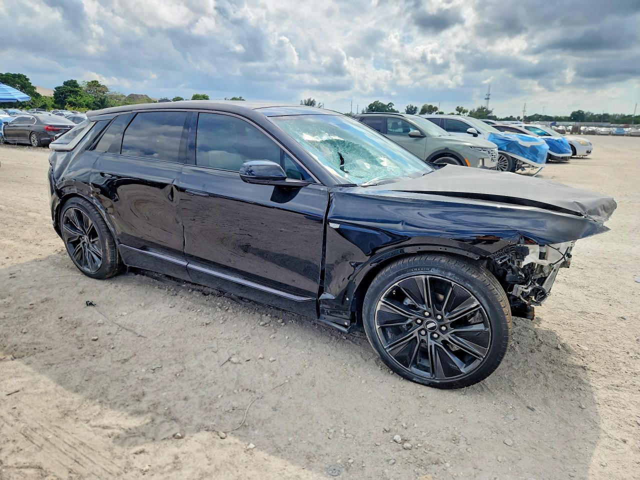 2024 Cadillac Lyriq Sport - Фото 4