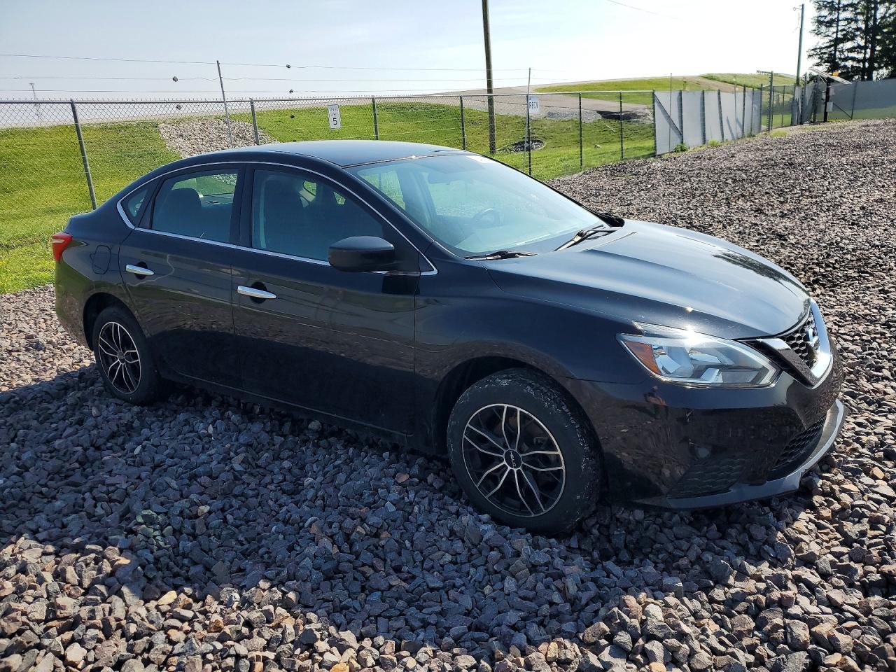 2019 Nissan Sentra S - Image 4