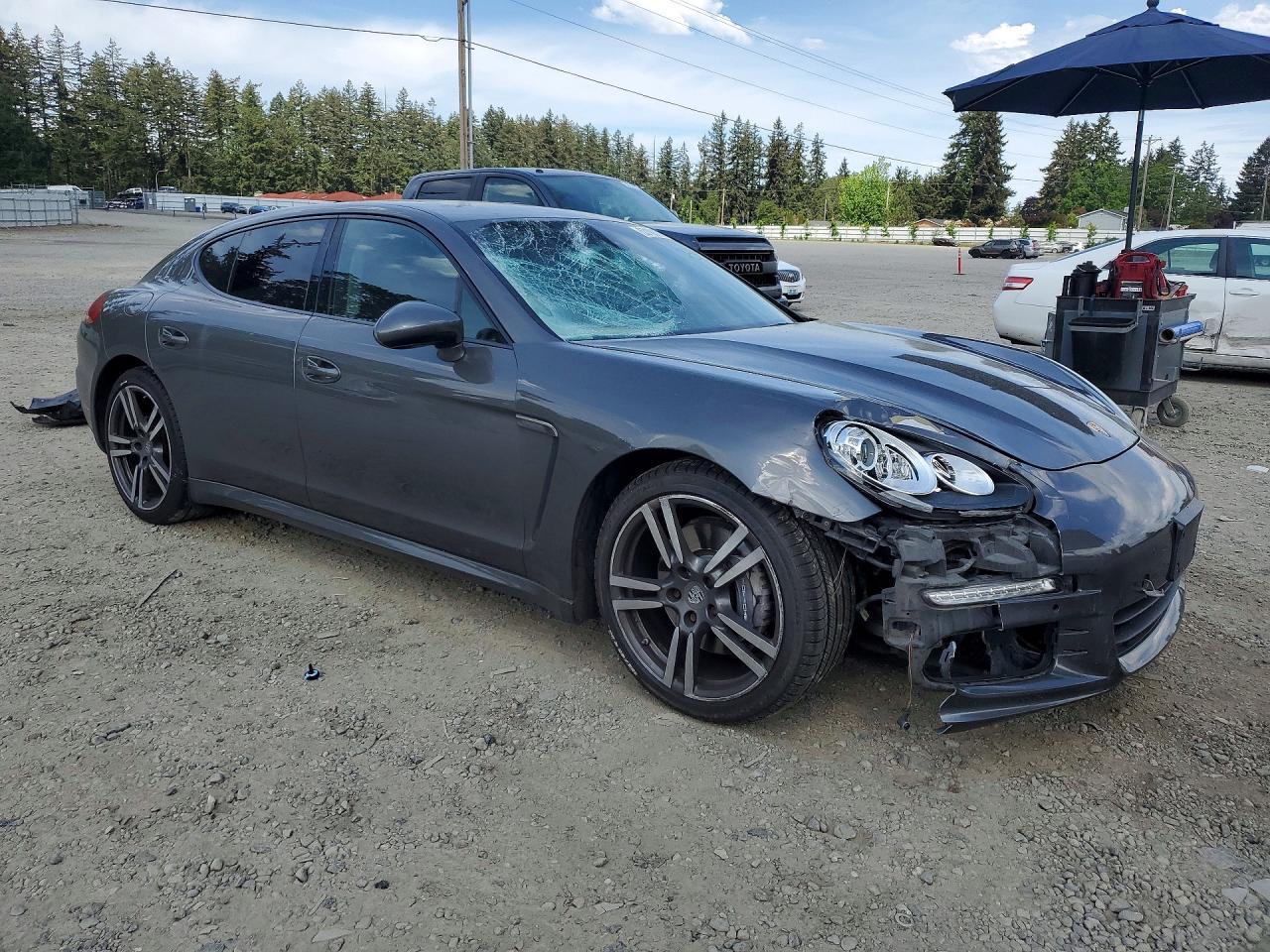 2014 Porsche Panamera 2 - Image 4