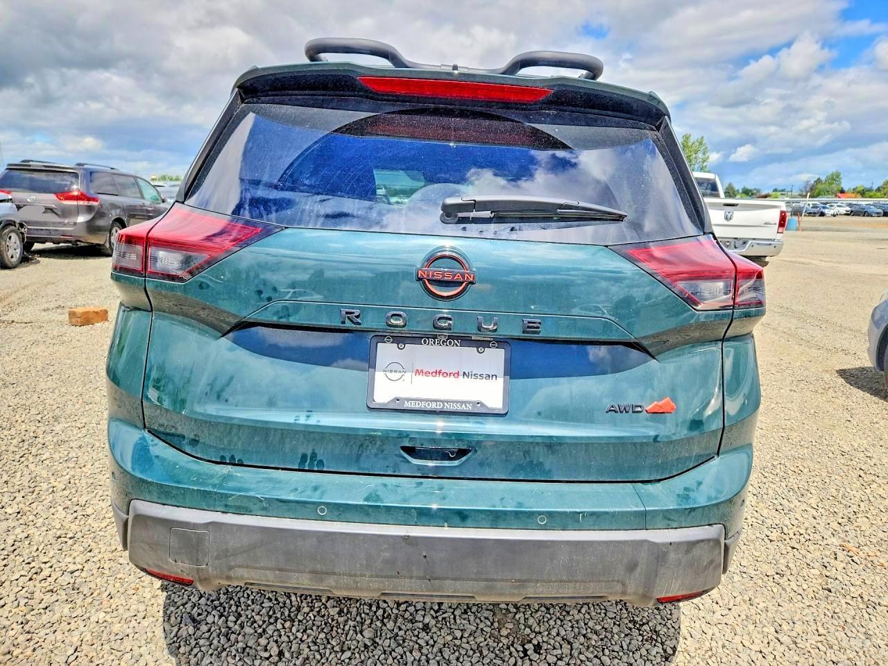 2026 Nissan Rogue Rock Creek - Фото 6