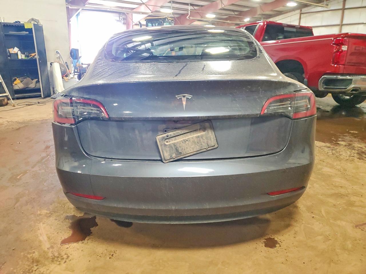 2023 Tesla Model 3 - Image 6