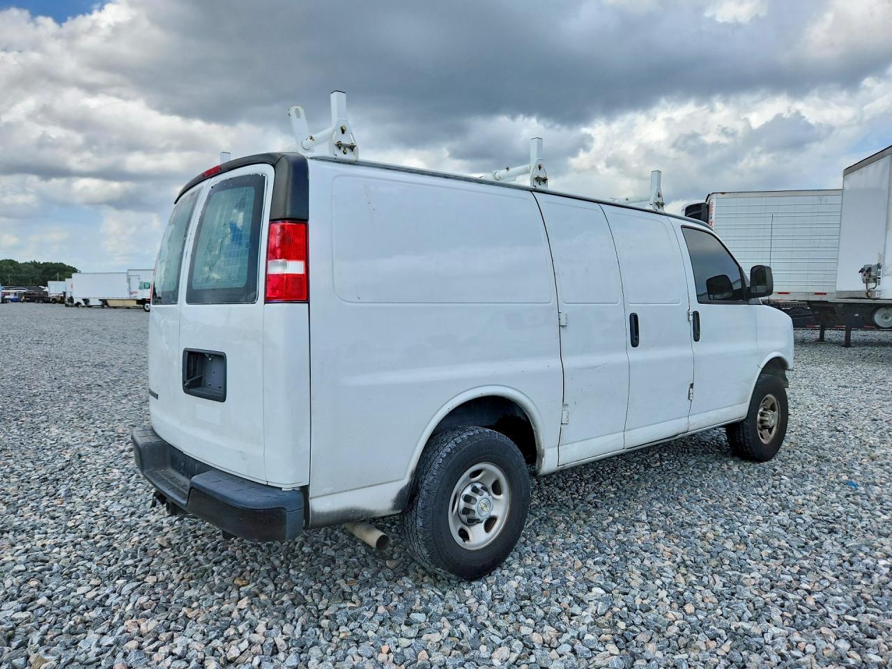 2022 Chevrolet Express G2500 - Image 3