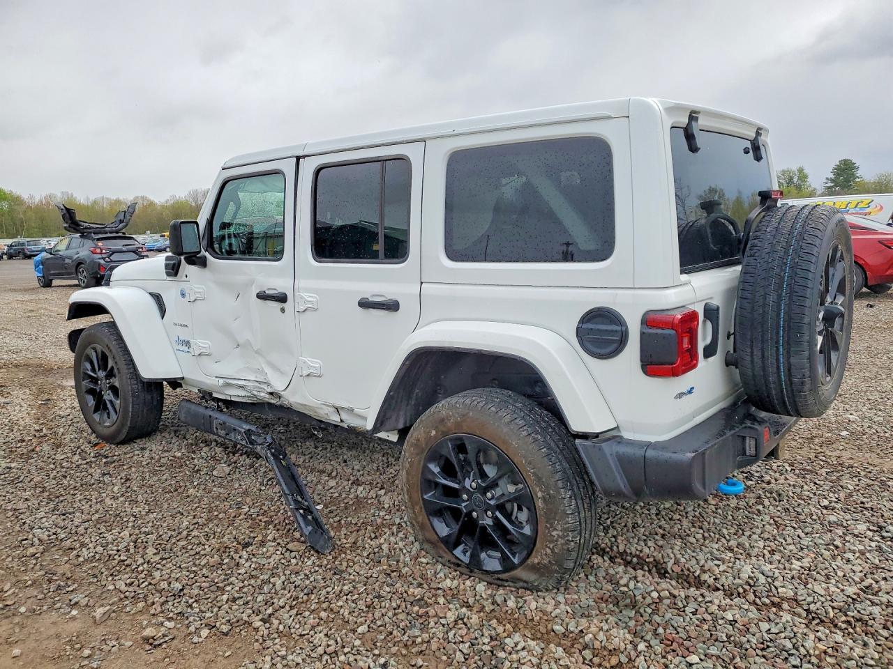 2024 Jeep Wrangler Sahara 4Xe - Фото 2