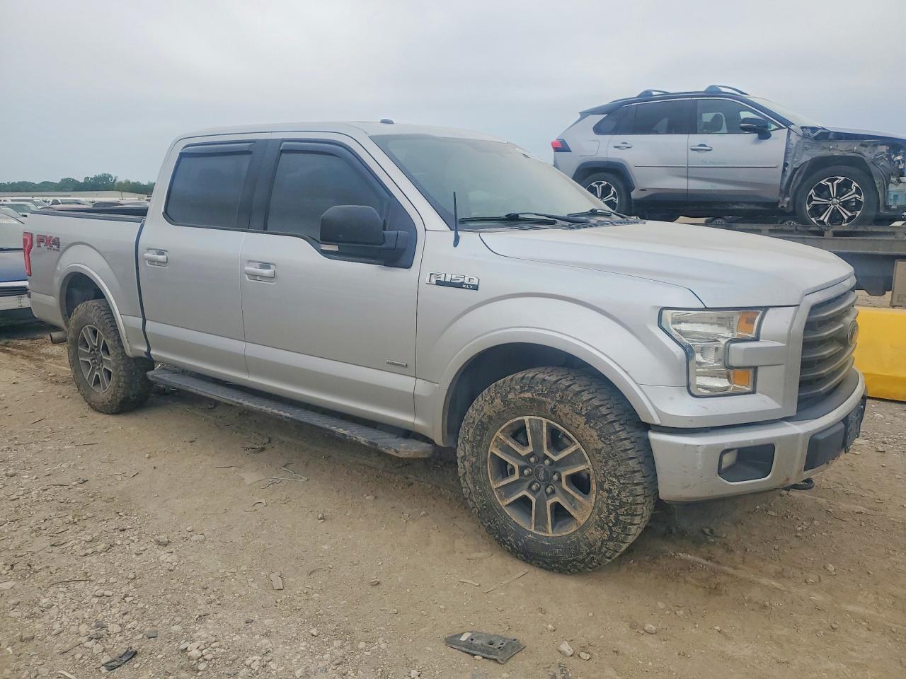 2016 Ford F150 Supercrew - Image 4