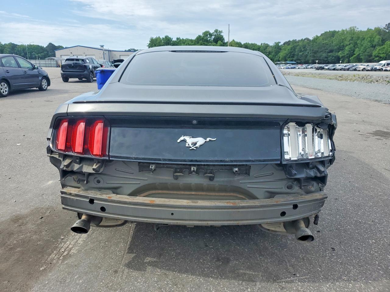 2016 Ford Mustang - Фото 6