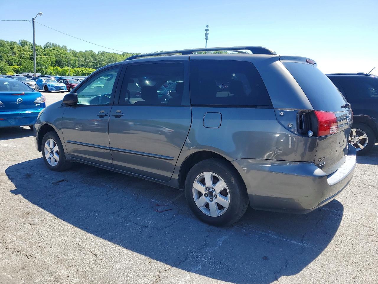 2004 Toyota Sienna Le 7 Passenger - Фото 2