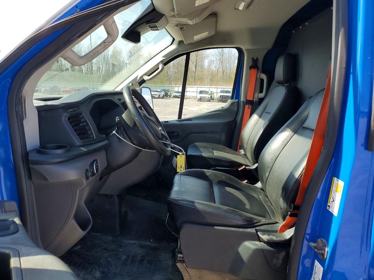 2020 Ford Transit 250 Delivery Van - Фото 7