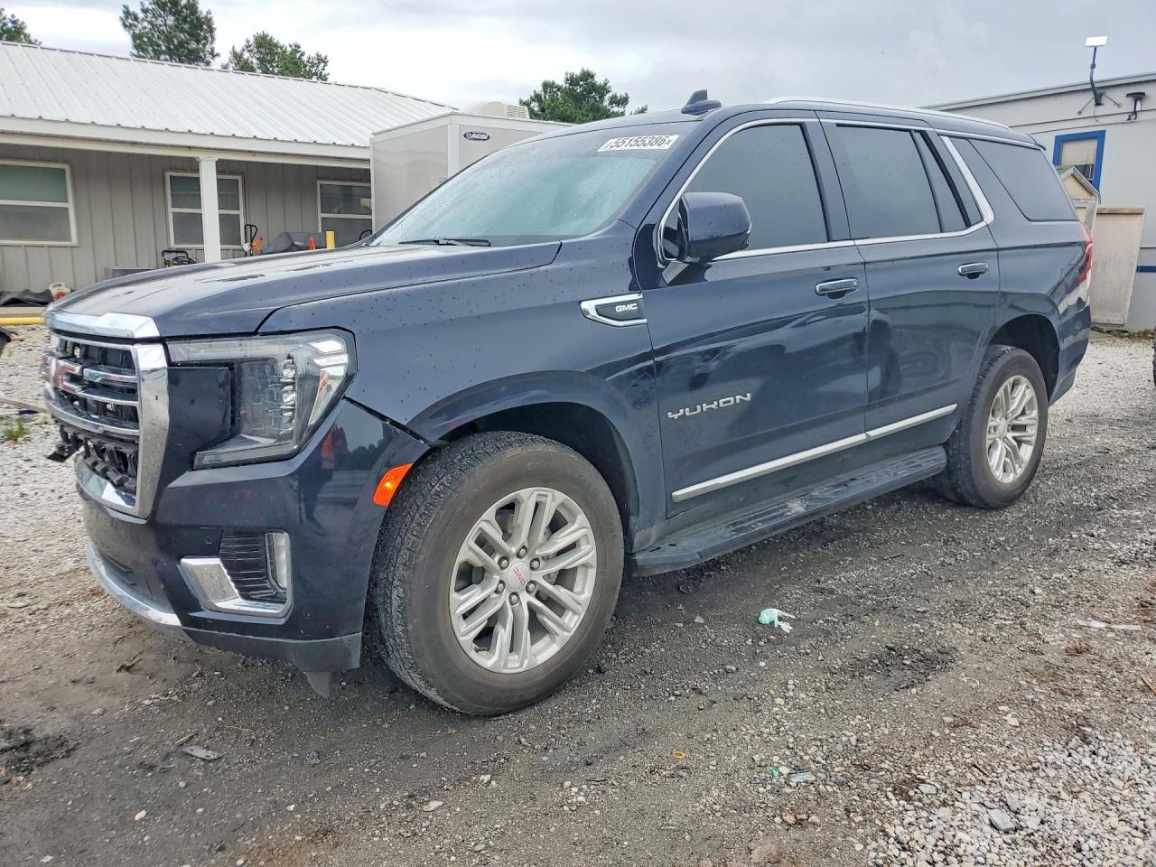 2023 GMC Yukon Slt