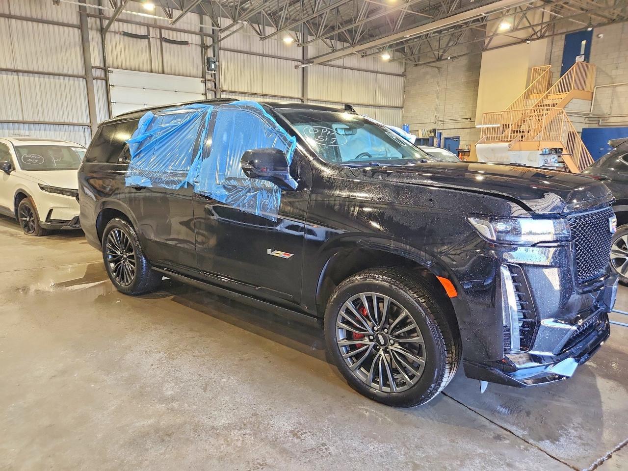 2023 Cadillac Escalade V Sport - Image 4