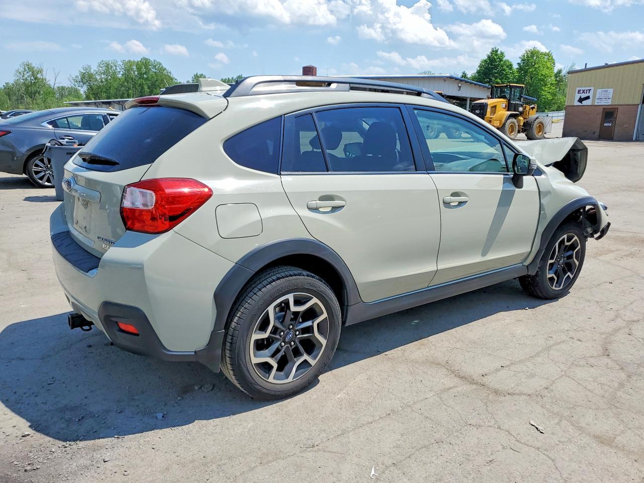 2016 Subaru Crosstrek Limited - Фото 3