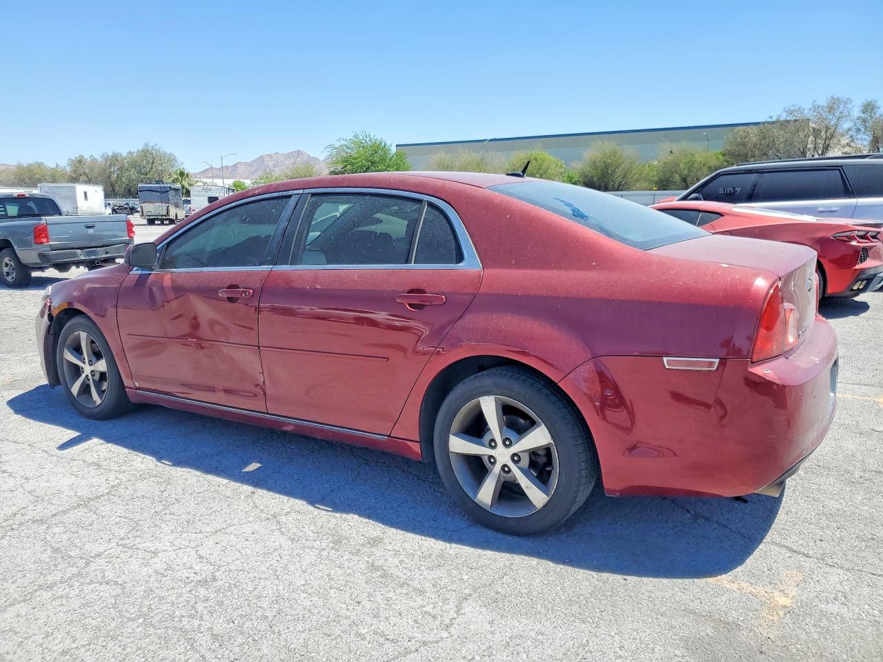 2009 Chevrolet Malibu 2Lt - Фото 2