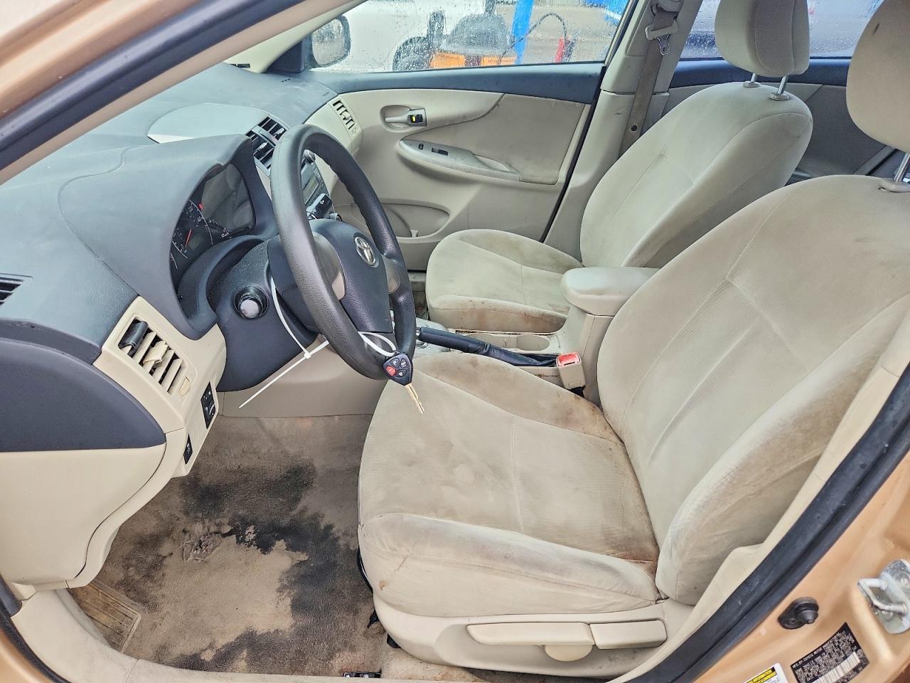 2011 Toyota Corolla Le - Фото 7