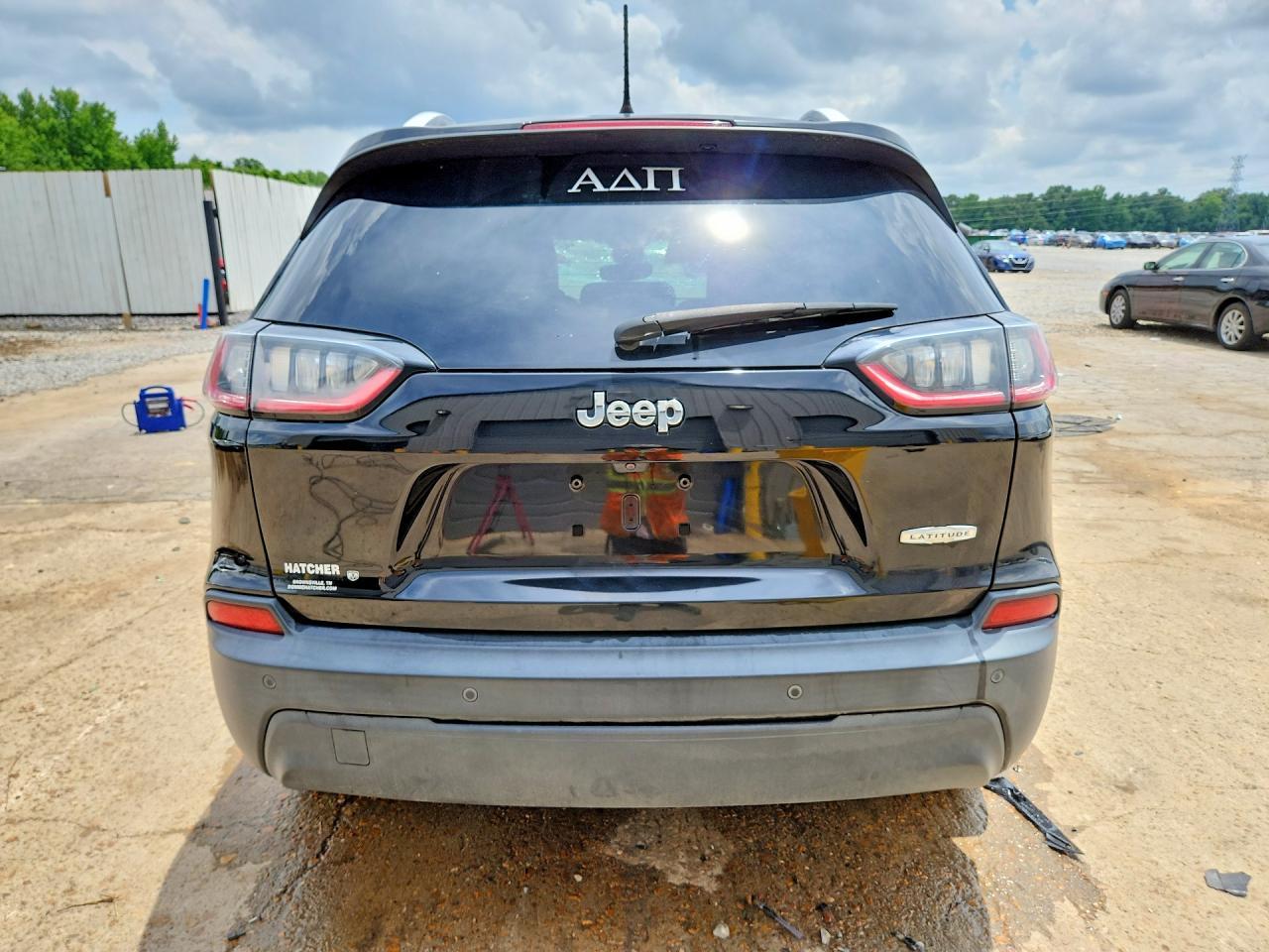 2019 Jeep Cherokee Latitude Plus - Image 6