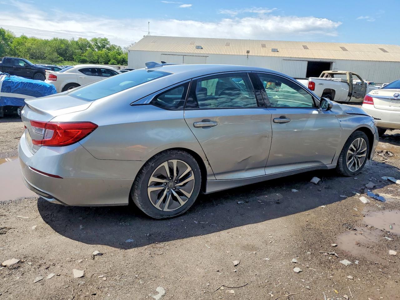 2018 Honda Accord Hybrid - Фото 3