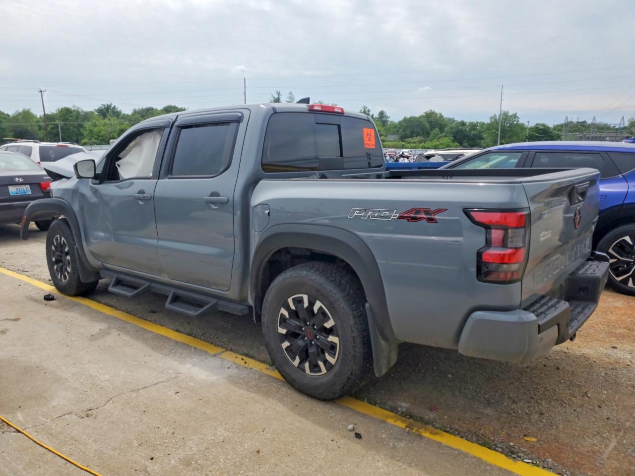 2024 Nissan Frontier Pro-4X - Фото 2