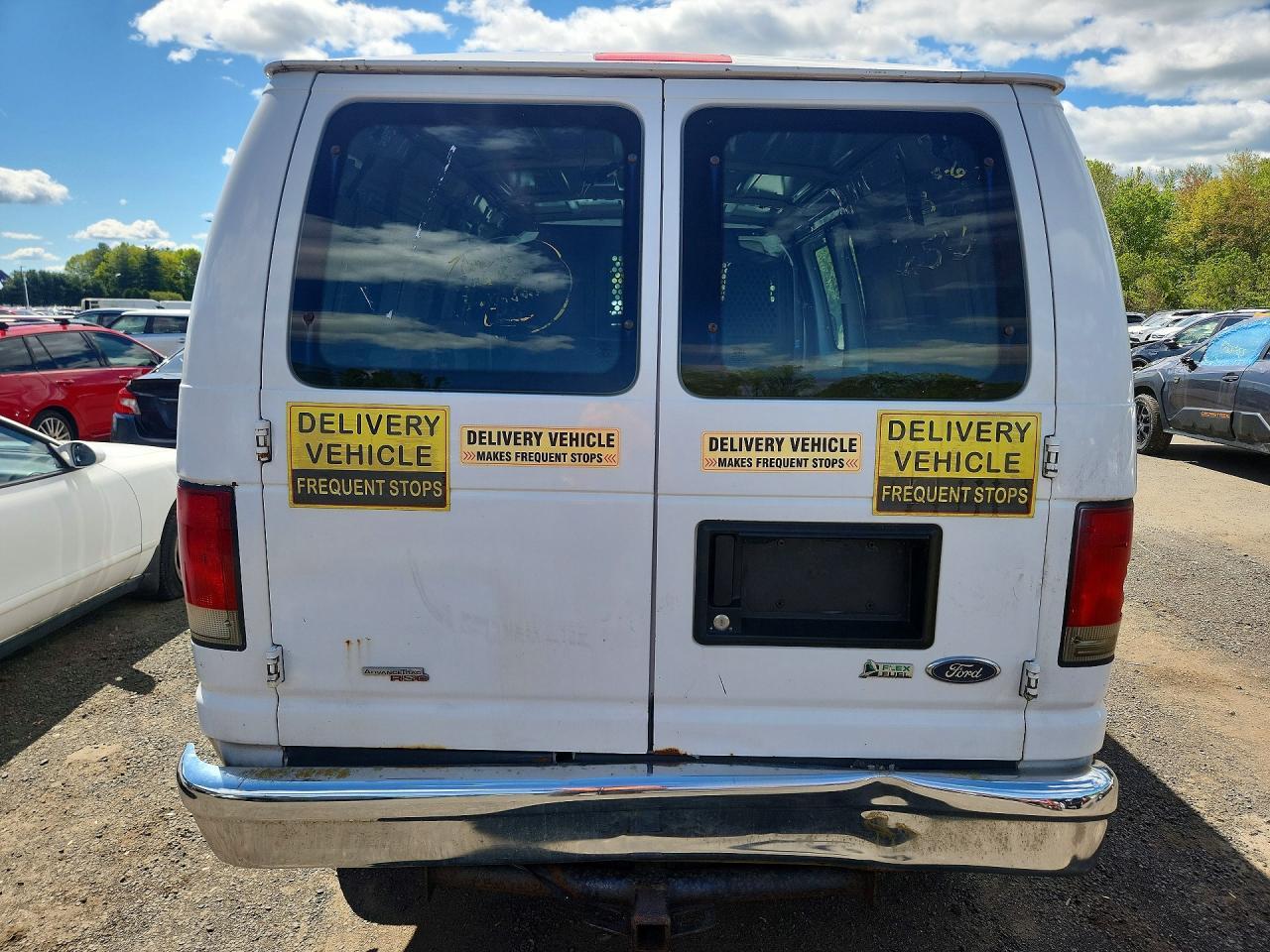 2013 Ford Econoline E250 Van - Фото 6