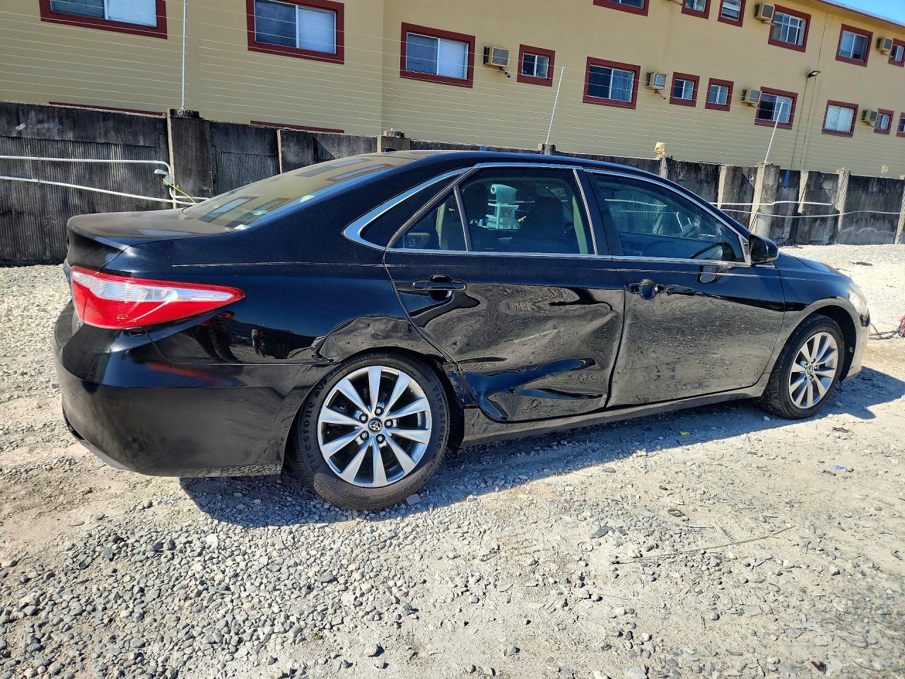 2016 Toyota Camry Xle - Фото 3