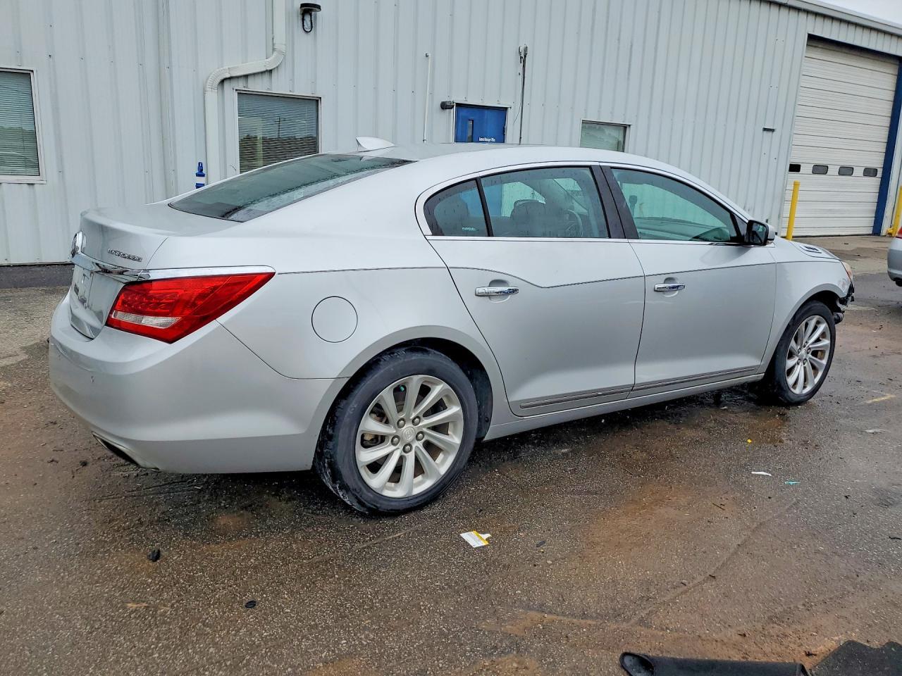 2016 Buick Lacrosse - Фото 3