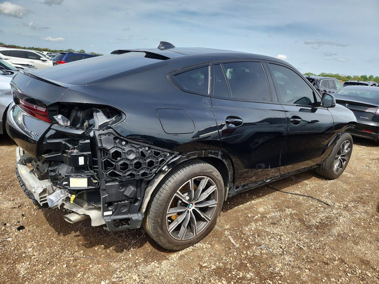 2023 BMW X6 xDrive40I - Image 3