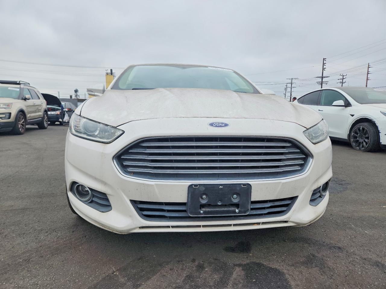 2013 Ford Fusion Se - Фото 5